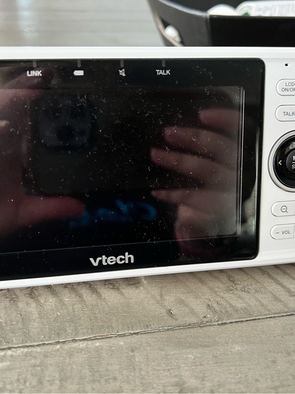 VTech White Video Baby Monitor with LCD Display